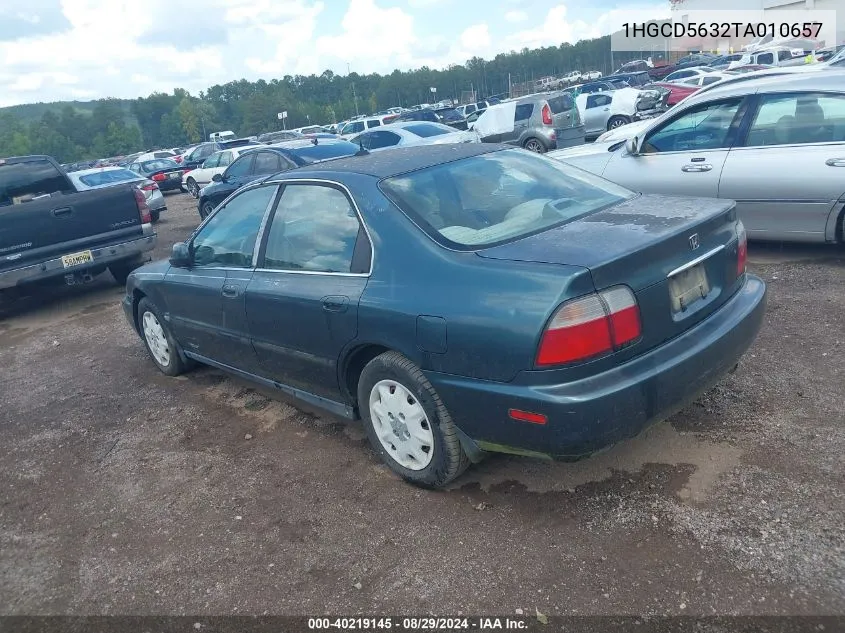 1996 Honda Accord Lx/Ex VIN: 1HGCD5632TA010657 Lot: 40219145