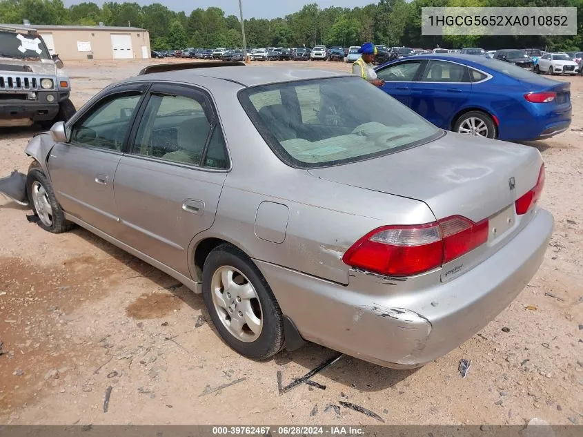 1999 Honda Accord Ex VIN: 1HGCG5652XA010852 Lot: 39762467