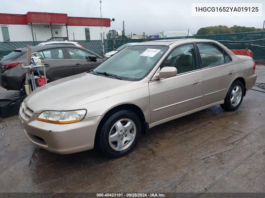 2000 Honda Accord 3.0 Ex VIN: 1HGCG1652YA019125 Lot: 40423101