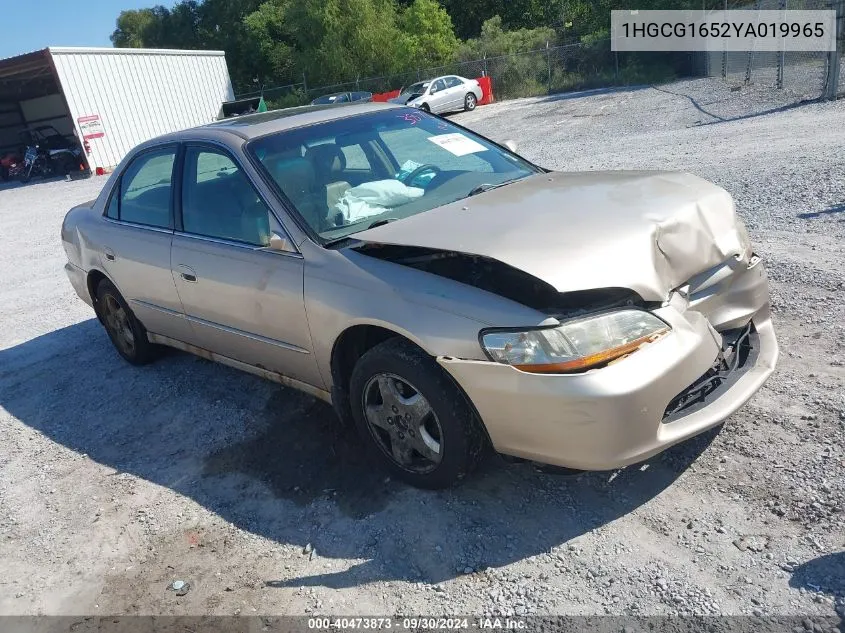 1HGCG1652YA019965 2000 Honda Accord 3.0 Ex