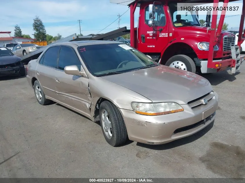 2000 Honda Accord 2.3 Ex VIN: 1HGCG5655YA041837 Lot: 40523927