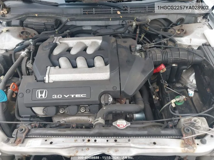 2000 Honda Accord 3.0 Ex VIN: 1HGCG2257YA028902 Lot: 40858688