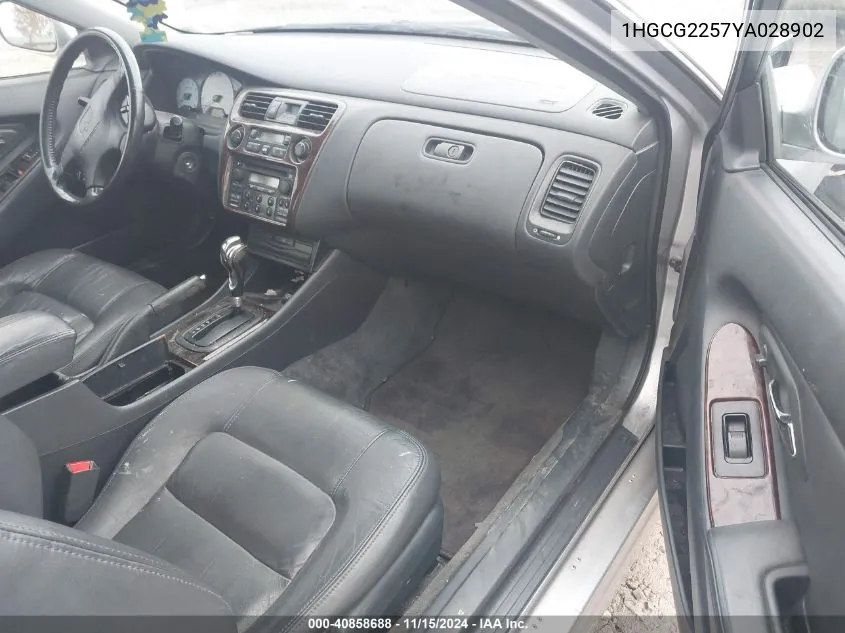 2000 Honda Accord 3.0 Ex VIN: 1HGCG2257YA028902 Lot: 40858688