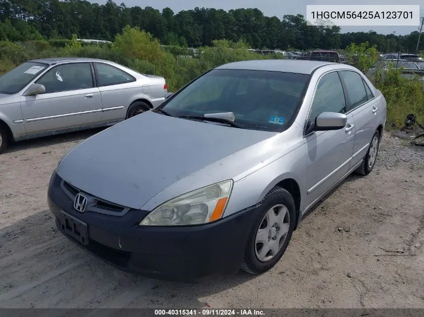 2005 Honda Accord Lx VIN: 1HGCM56425A123701 Lot: 40315341