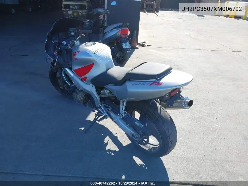 1999 Honda Cbr600 F4 VIN: JH2PC3507XM006792 Lot: 40742262