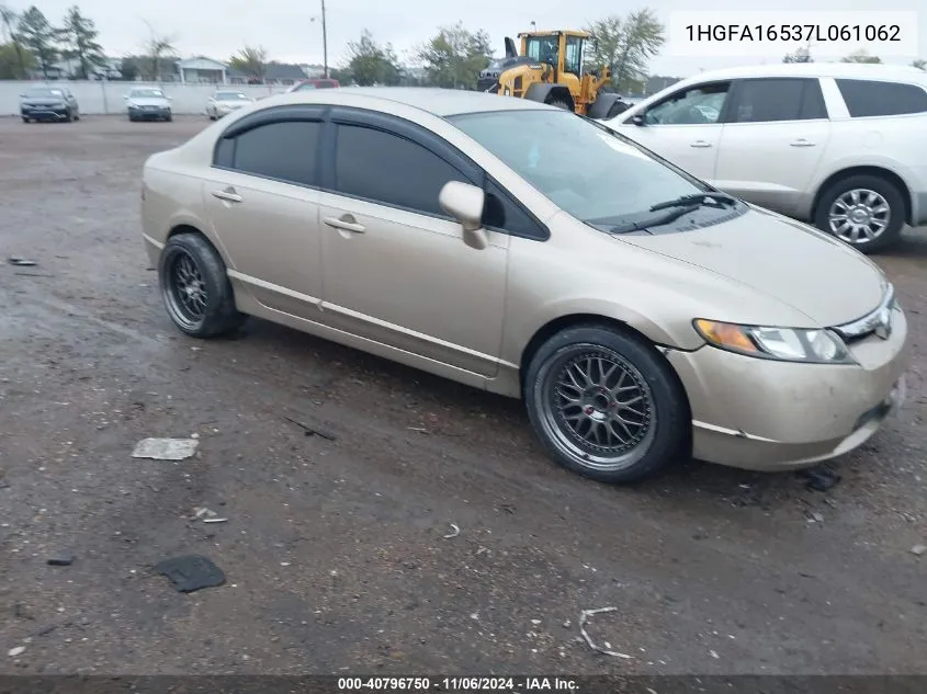 2007 Honda Civic Lx VIN: 1HGFA16537L061062 Lot: 40796750