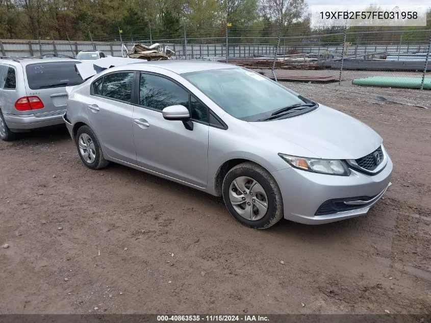 2015 Honda Civic Lx VIN: 19XFB2F57FE031958 Lot: 40863535