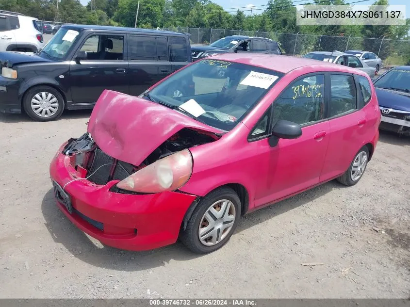 2007 Honda Fit VIN: JHMGD384X7S061137 Lot: 39746732