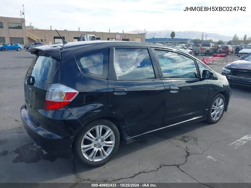 2011 Honda Fit Sport VIN: JHMGE8H5XBC024742 Lot: 40692432