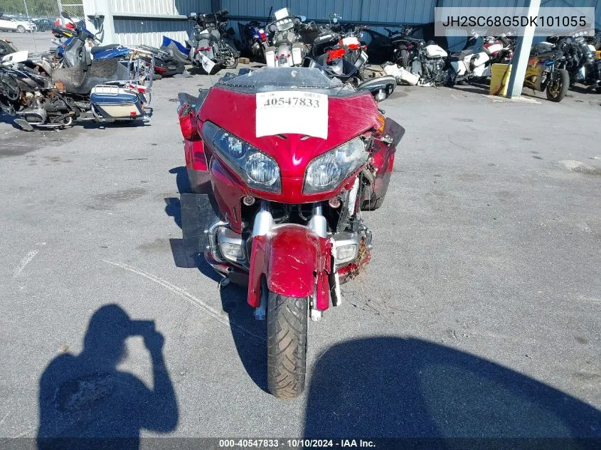 JH2SC68G5DK101055 2013 Honda Gl1800 G