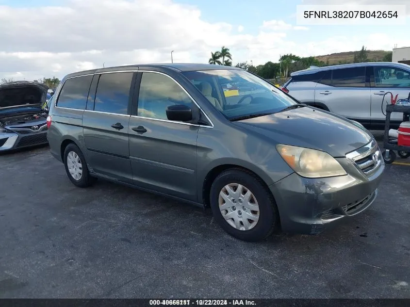 2007 Honda Odyssey Lx VIN: 5FNRL38207B042654 Lot: 40666111