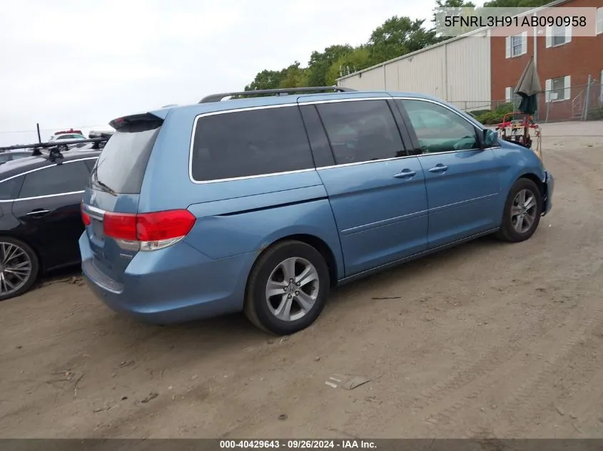 2010 Honda Odyssey Touring VIN: 5FNRL3H91AB090958 Lot: 40429643