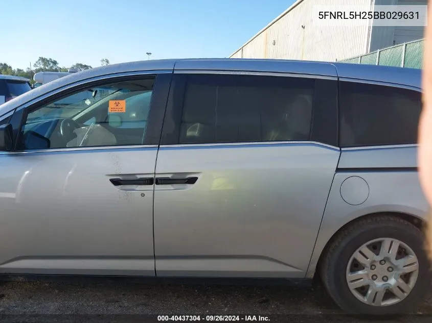 2011 Honda Odyssey Lx VIN: 5FNRL5H25BB029631 Lot: 40437304