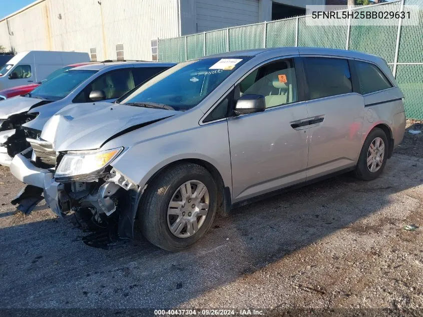 2011 Honda Odyssey Lx VIN: 5FNRL5H25BB029631 Lot: 40437304