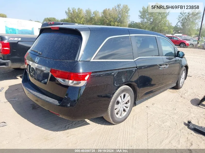 2015 Honda Odyssey Ex-L VIN: 5FNRL5H69FB123858 Lot: 40388728