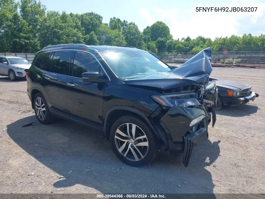 2018 Honda Pilot Touring VIN: 5FNYF6H92JB063207 Lot: 39544366