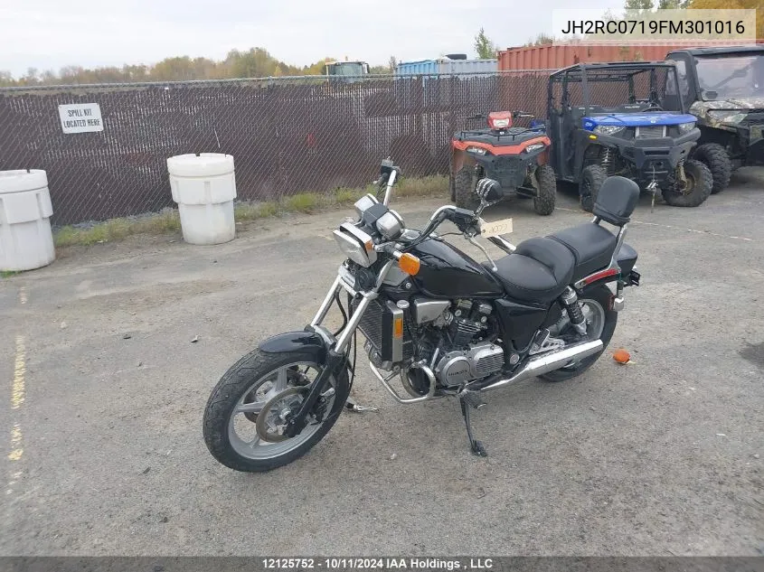 JH2RC0719FM301016 1985 Honda Vf750 C