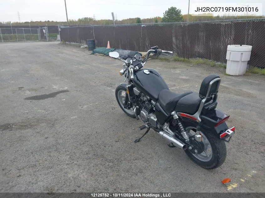 JH2RC0719FM301016 1985 Honda Vf750 C