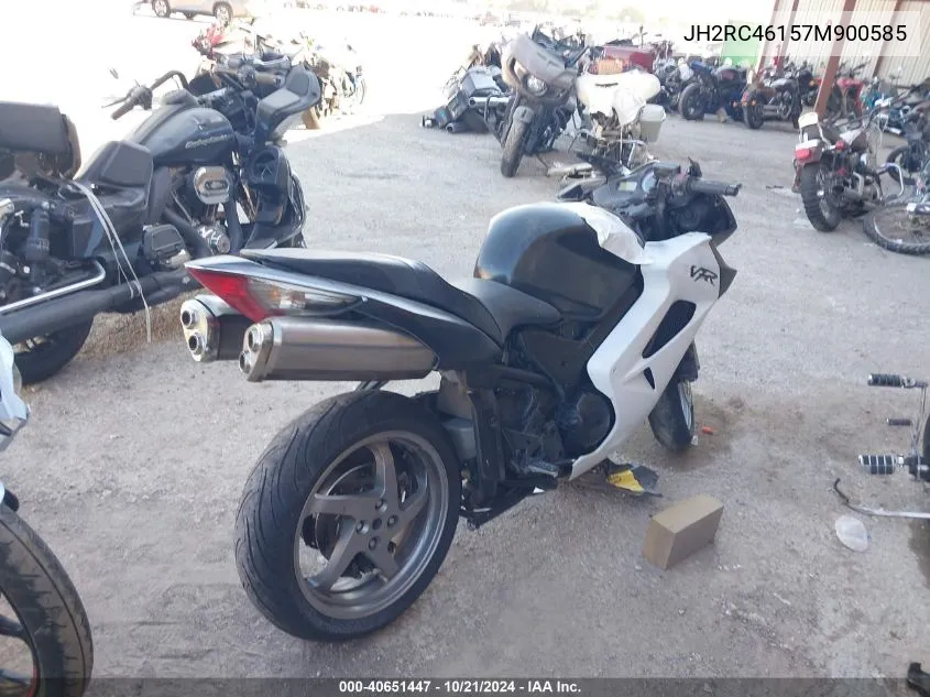 JH2RC46157M900585 2007 Honda Vfr800