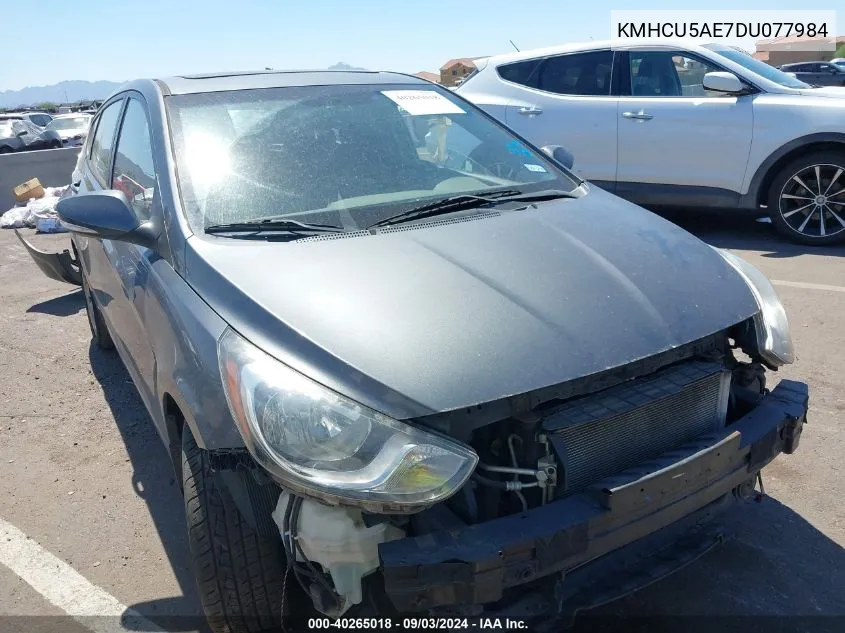 KMHCU5AE7DU077984 2013 Hyundai Accent Se