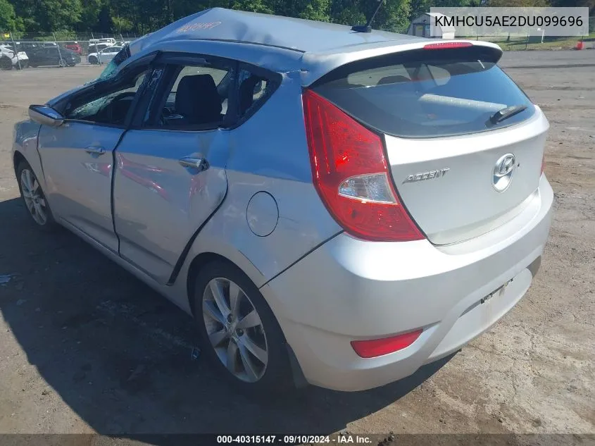 KMHCU5AE2DU099696 2013 Hyundai Accent Se