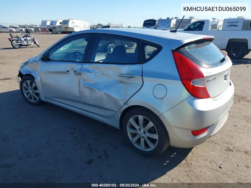 KMHCU5AE1DU065099 2013 Hyundai Accent Se