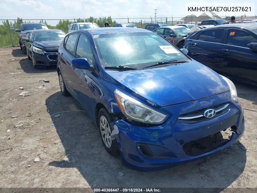 2016 Hyundai Accent Se VIN: KMHCT5AE7GU257621 Lot: 40368447