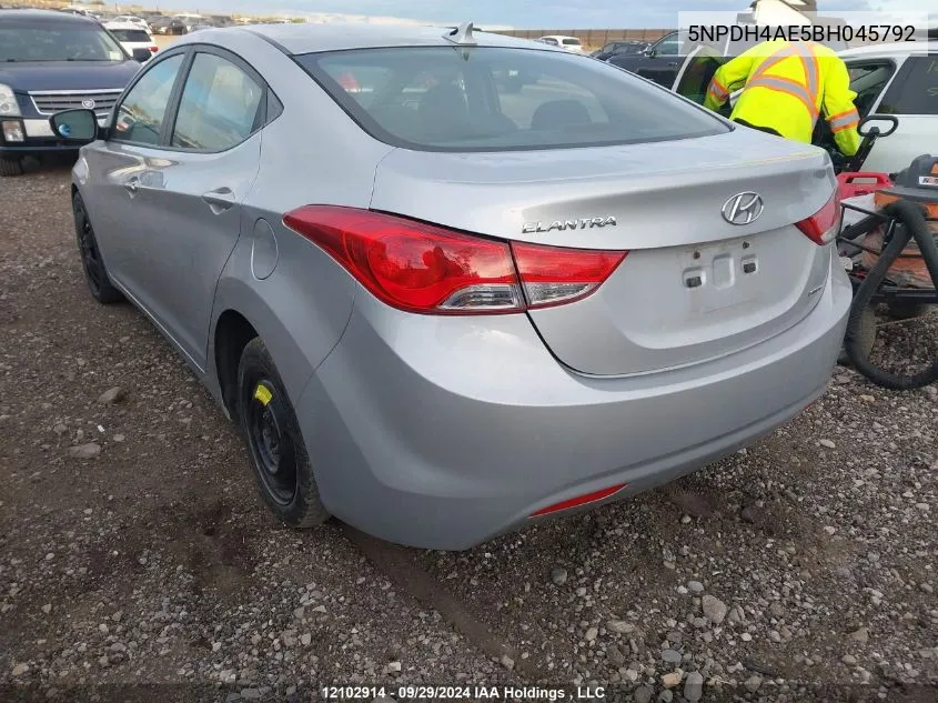 5NPDH4AE5BH045792 2011 Hyundai Elantra Limited