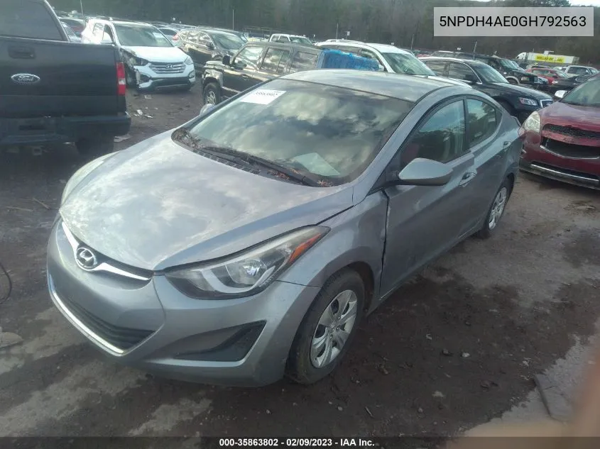 5NPDH4AE0GH792563 2016 Hyundai Elantra Se