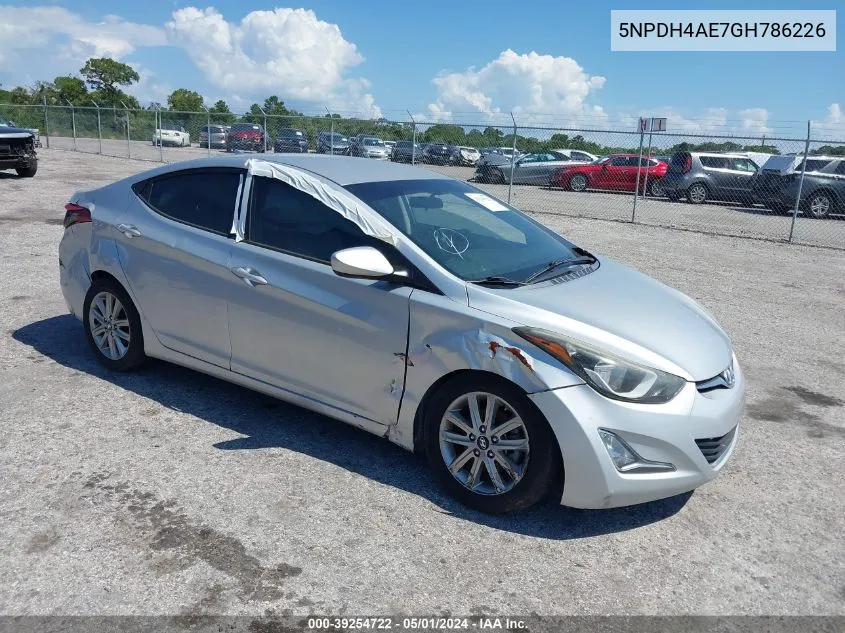 5NPDH4AE7GH786226 2016 Hyundai Elantra Se