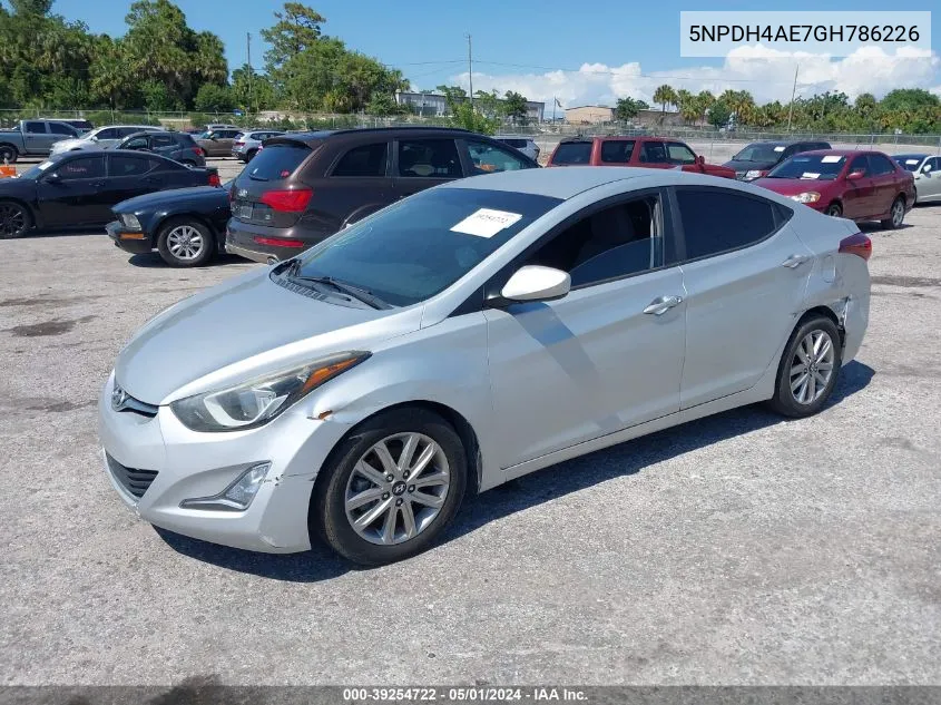 5NPDH4AE7GH786226 2016 Hyundai Elantra Se