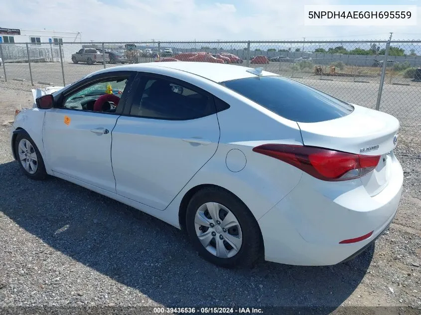 5NPDH4AE6GH695559 2016 Hyundai Elantra Se