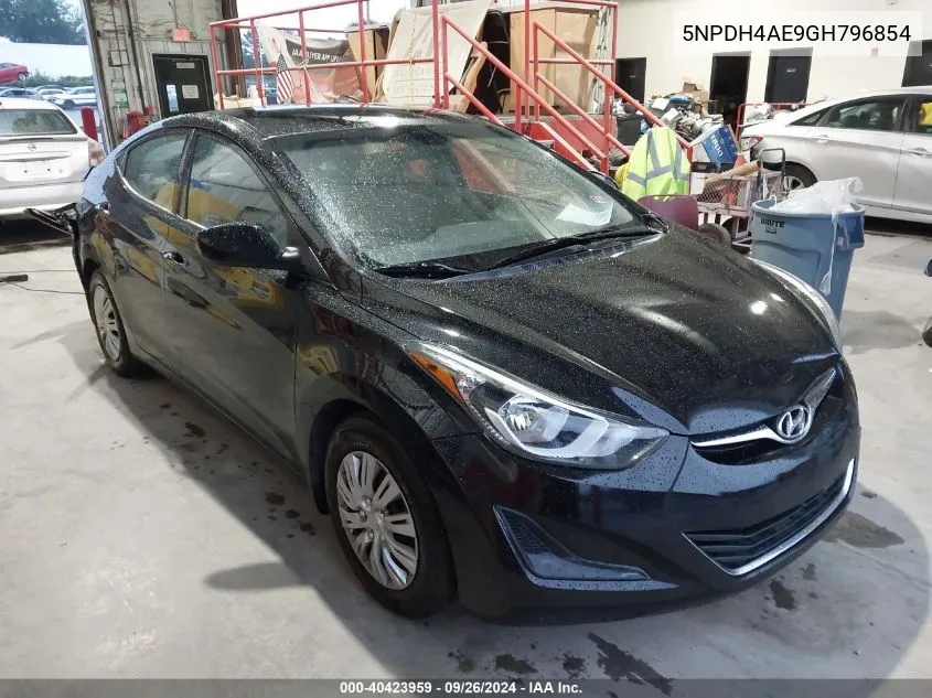 5NPDH4AE9GH796854 2016 Hyundai Elantra Se