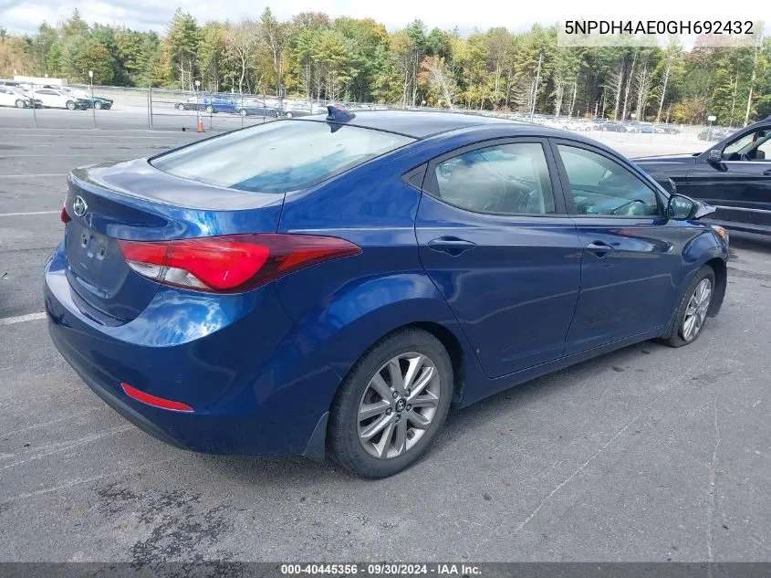 2016 Hyundai Elantra Se VIN: 5NPDH4AE0GH692432 Lot: 40445356