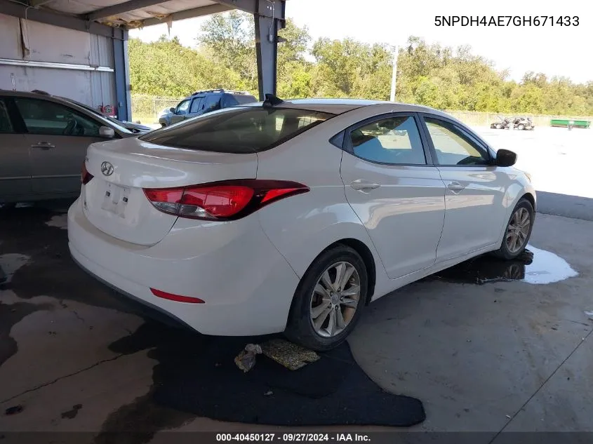 5NPDH4AE7GH671433 2016 Hyundai Elantra Se