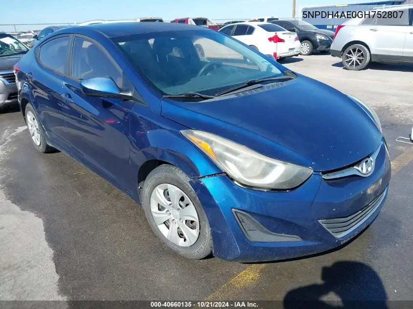 5NPDH4AE0GH752807 2016 Hyundai Elantra Se