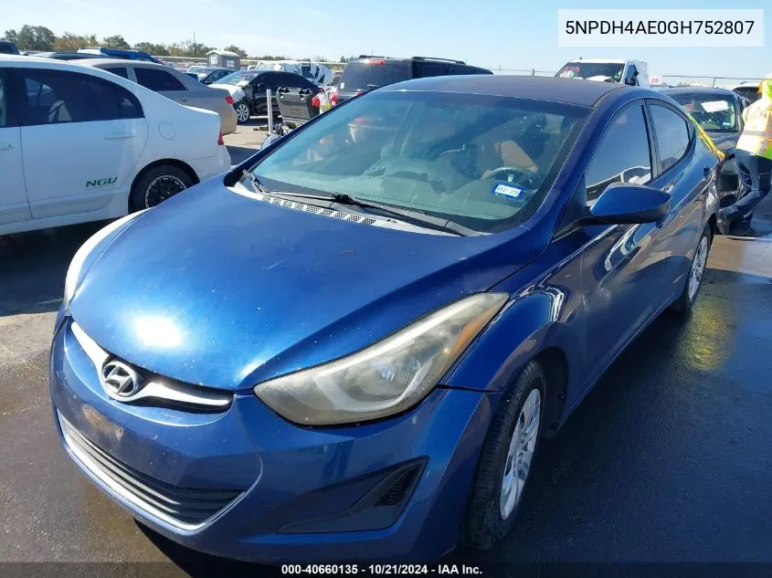 5NPDH4AE0GH752807 2016 Hyundai Elantra Se