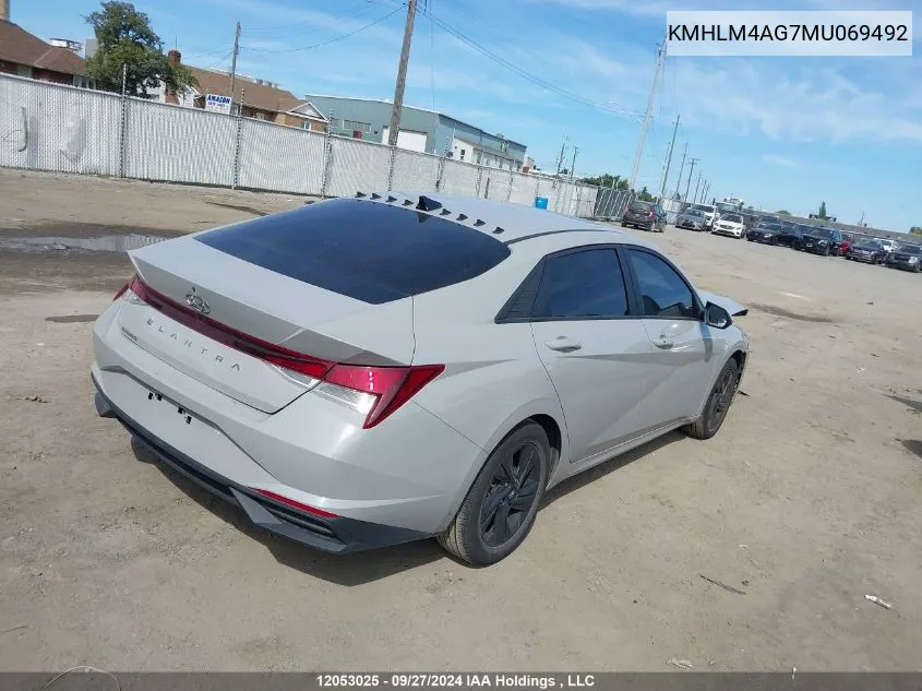 KMHLM4AG7MU069492 2021 Hyundai Elantra