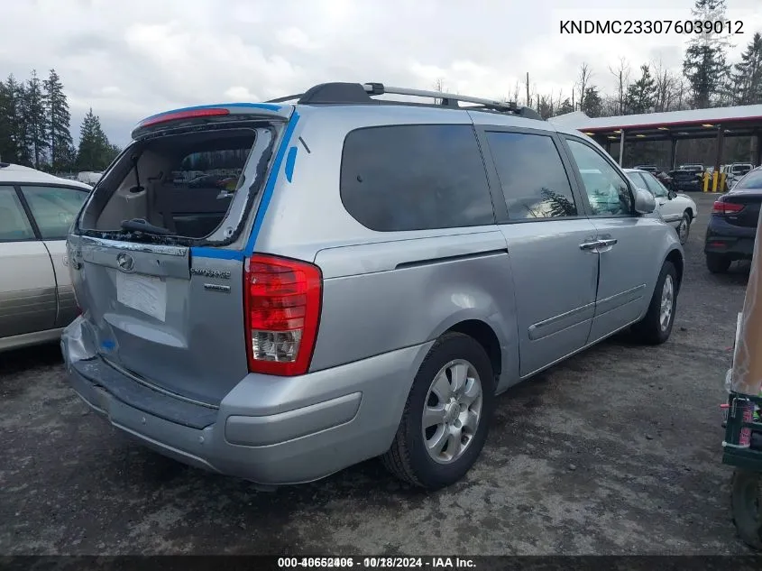 KNDMC233076039012 2007 Hyundai Entourage Gls/Limited/Se