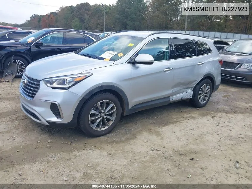 2017 Hyundai Santa Fe Se VIN: KM8SMDHF1HU227923 Lot: 40744136