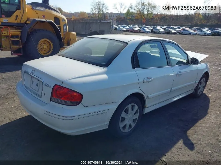 2002 Hyundai Sonata VIN: KMHWF25S62A670983 Lot: 40740616