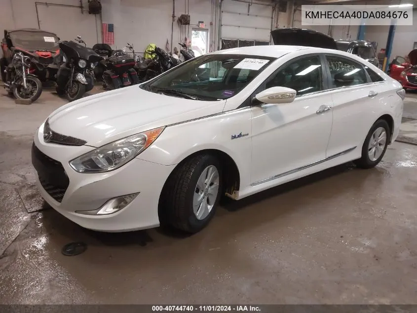 2013 Hyundai Sonata Hybrid VIN: KMHEC4A40DA084676 Lot: 40744740