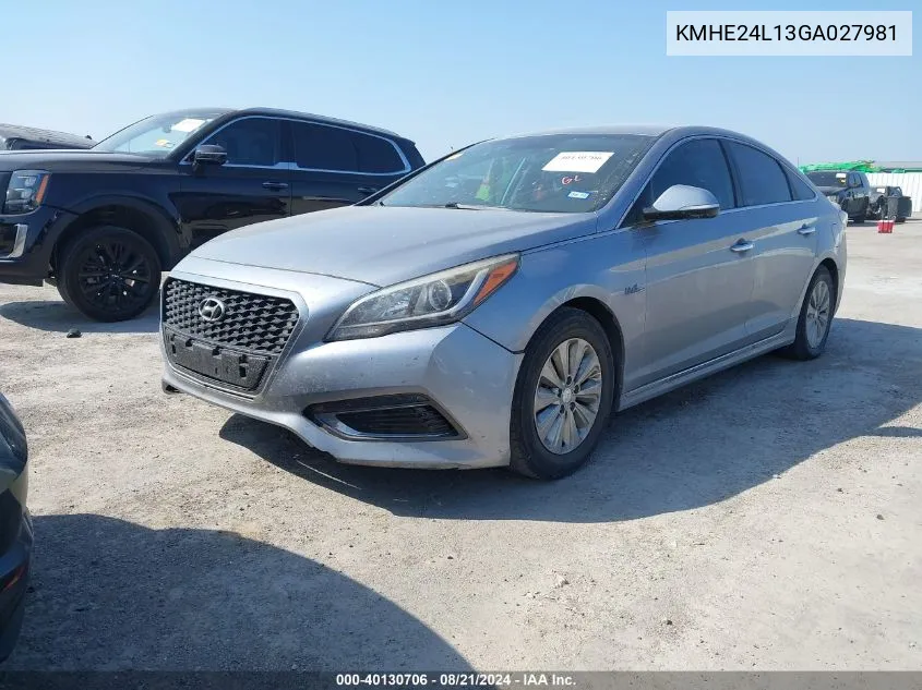 2016 Hyundai Sonata Hybrid/Se VIN: KMHE24L13GA027981 Lot: 40130706