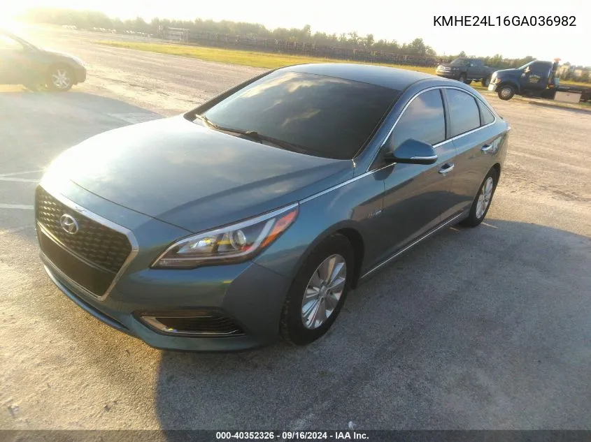 2016 Hyundai Sonata Hybrid/Se VIN: KMHE24L16GA036982 Lot: 40352326