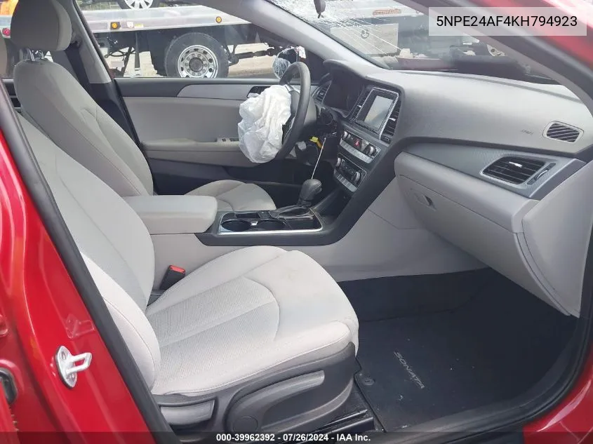 5NPE24AF4KH794923 2019 Hyundai Sonata Se