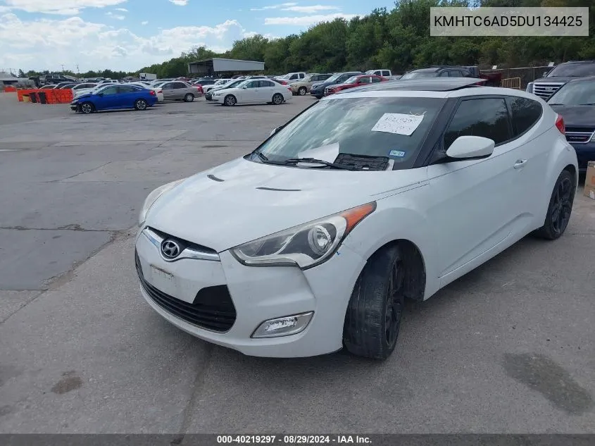 KMHTC6AD5DU134425 2013 Hyundai Veloster Base W/Gray