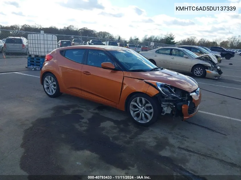 2013 Hyundai Veloster Base W/Black VIN: KMHTC6AD5DU137339 Lot: 40793433