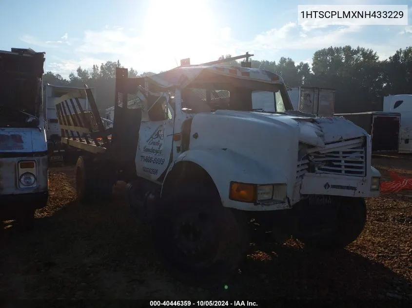 1992 International 4000 4700 VIN: 1HTSCPLMXNH433229 Lot: 40446359