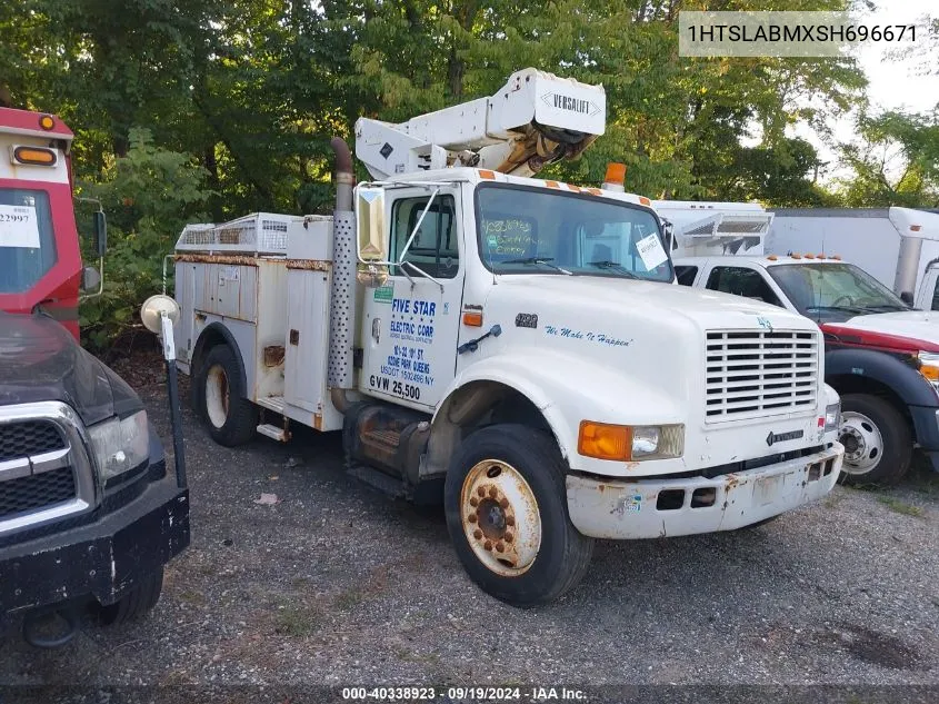 1995 International 4000 4700 VIN: 1HTSLABMXSH696671 Lot: 40338923