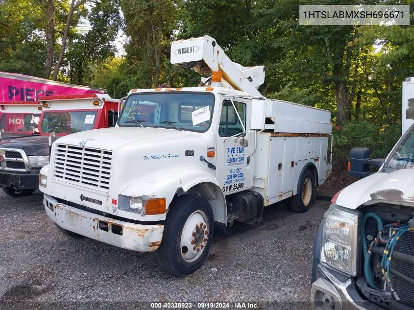 1995 International 4000 4700 VIN: 1HTSLABMXSH696671 Lot: 40338923